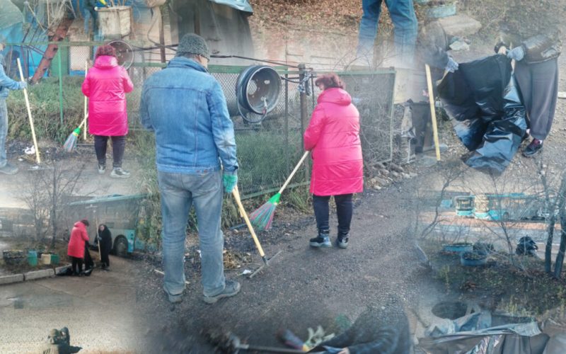 В МУП «Городские маршруты прошел субботник.